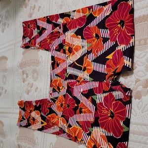 Lularoe leggings,  one size.  New